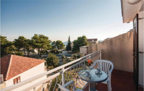 One-Bedroom Apartment in Brodarica
